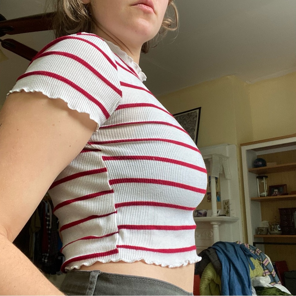 Striped crop top - Picture 2 of 4